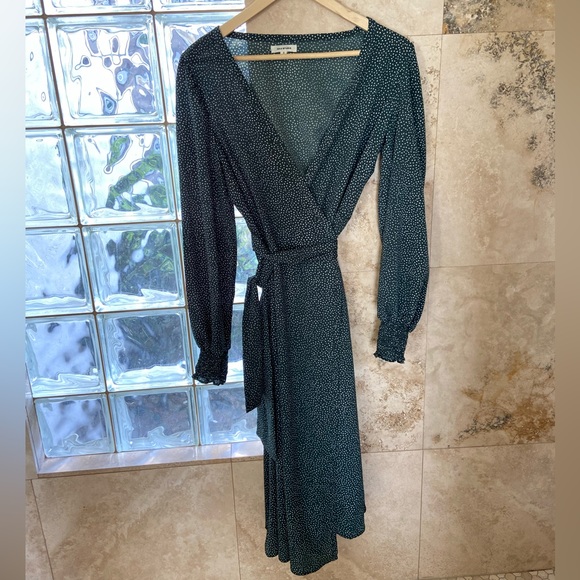 Chic Forest Green Polka Dot Wrap Long Sleeve Midi Dress - Picture 2 of 6
